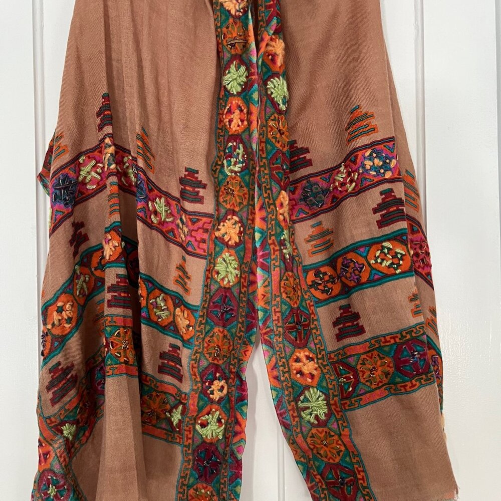 NWOT Sundance large embroidered wrap scarf ~Beige multi